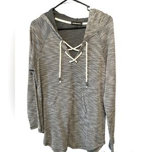 Dark gray sweater hoodie. Nice details. Size x-large.